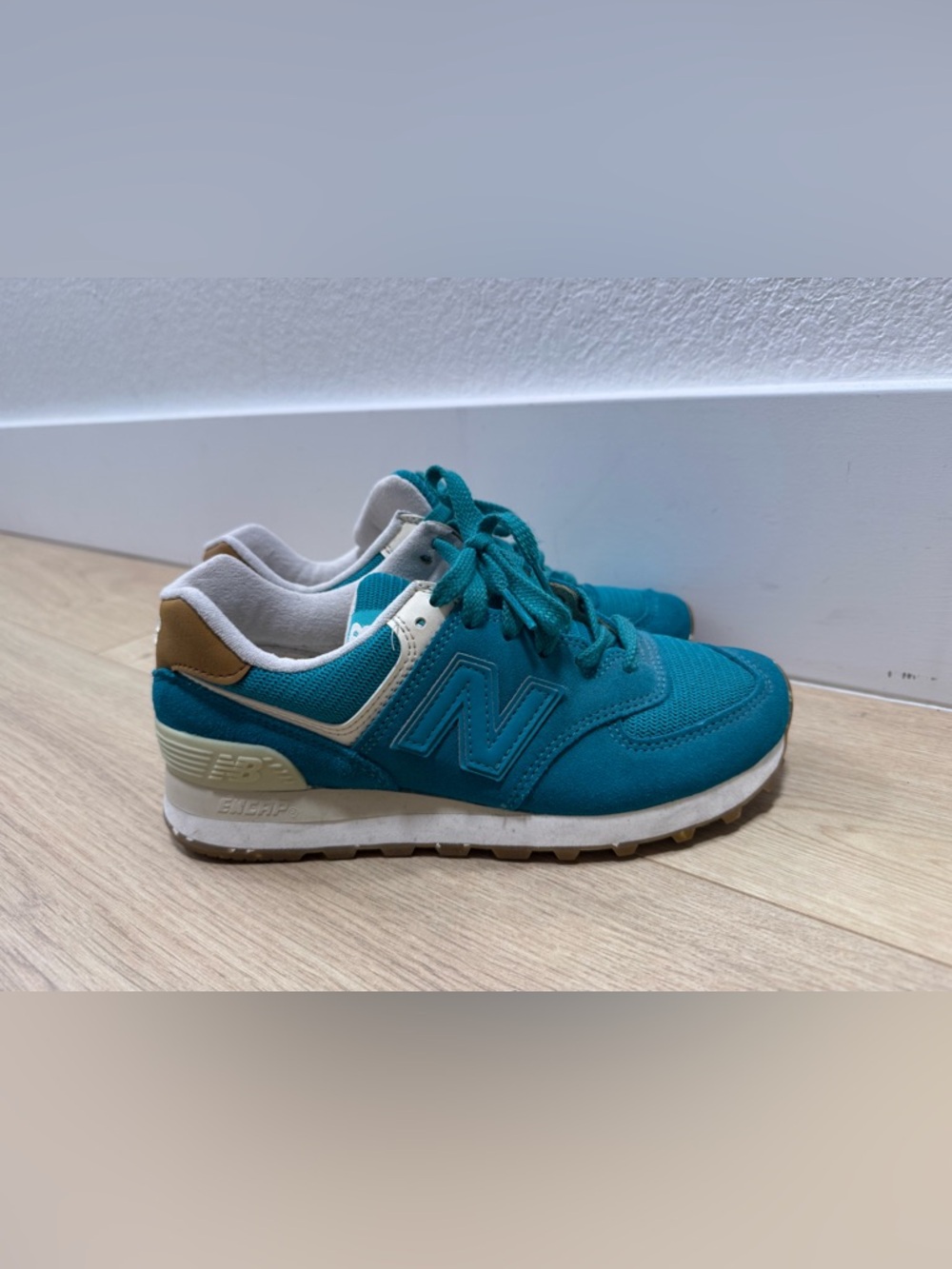 New Balance Women’s 574 Teal and Tan Lace-Up Sneakers
